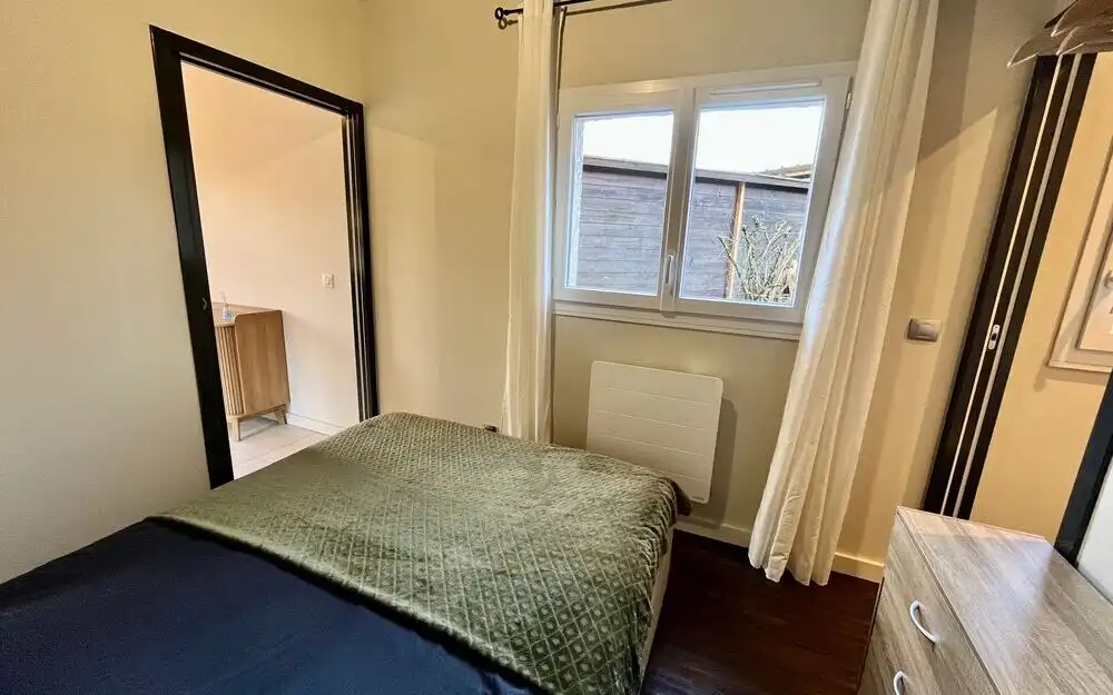 L’Encanto : Gîte avec terrasse et stationnement à Charnècles 38140